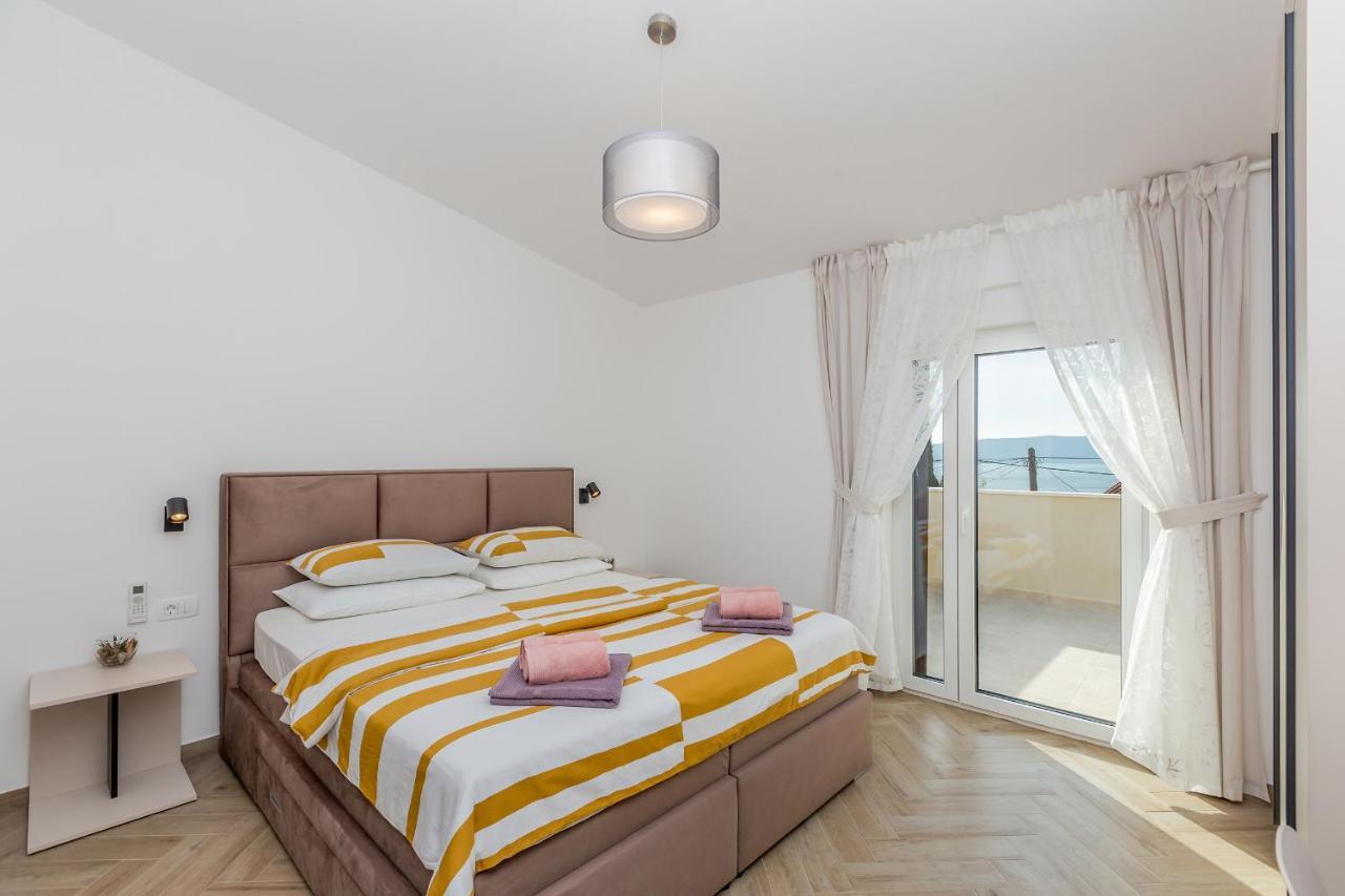 Holiday House Villa Andro Pinezići 外观 照片