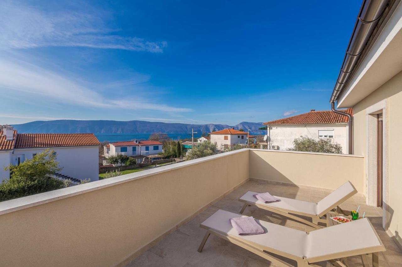 Holiday House Villa Andro Pinezići 外观 照片