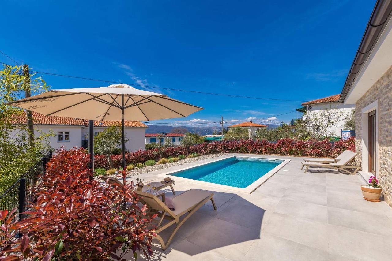 Holiday House Villa Andro Pinezići 外观 照片